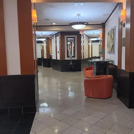 Clarion Hotel & Suites-2